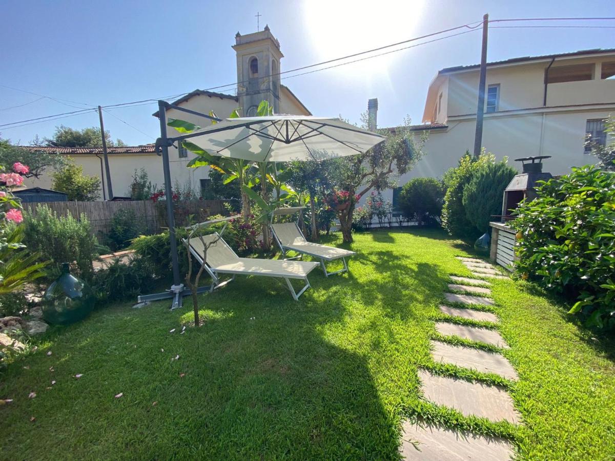 Vila Casa Vittoria Camaiore Exteriér fotografie